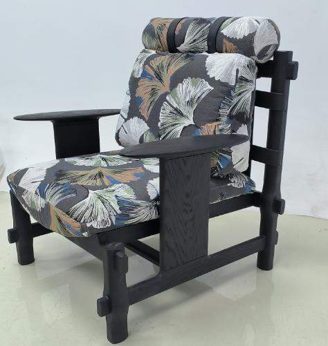 Oak wood sofa with hand-embroidered fabric seat and backrest, a single-person casual chair in a simple and retro industrial style.