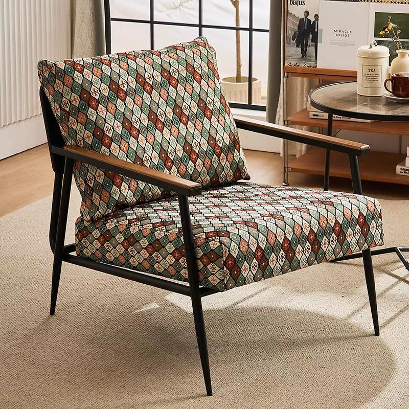 Single-person sofa ironwork chair, balcony, small-sized apartment, retro cat-claw leather fabric, minimalist fabric chair.